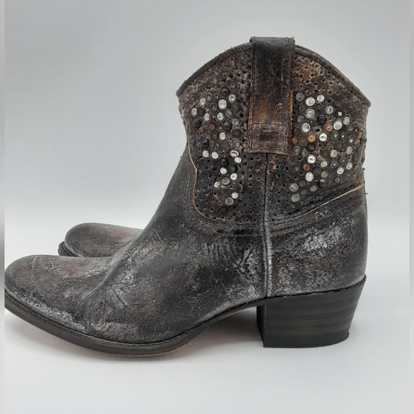Frye Deborah Studded Metallic Leather Ankle Short Boots. - Picture 3 of 16